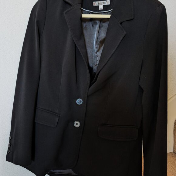 Three TravelSmith Jackets Size 8 (Black & Red) - Picture 9 of 11